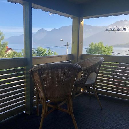 Segla Guesthouse - With View Of Fjord Fjordgard Екстериор снимка