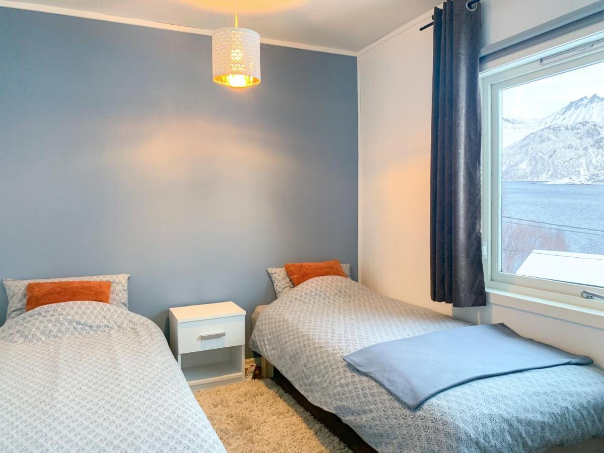 Segla Guesthouse - With View Of Fjord Fjordgard Екстериор снимка