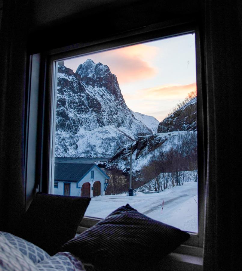 Segla Guesthouse - With View Of Fjord Fjordgard Екстериор снимка