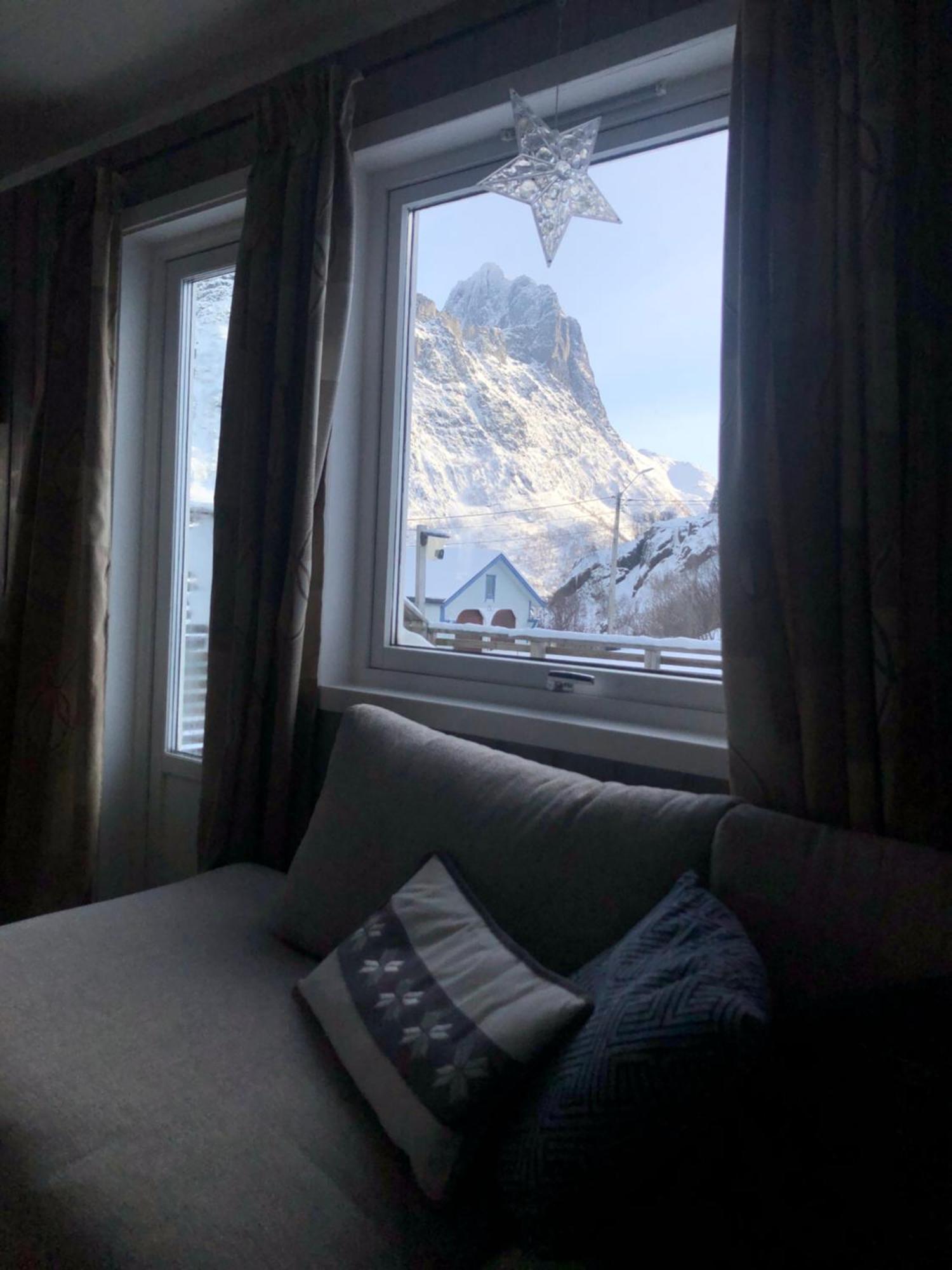 Segla Guesthouse - With View Of Fjord Fjordgard Екстериор снимка